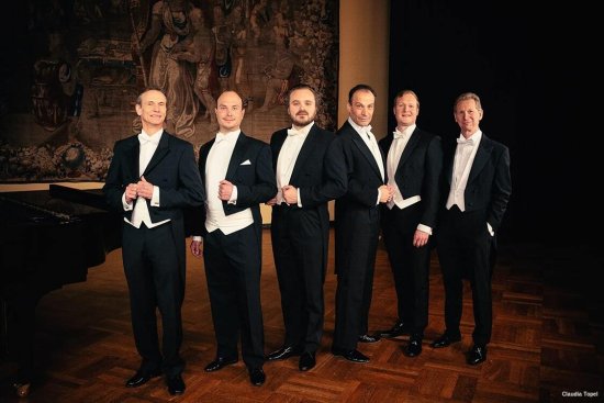 The Munich Harmonists}